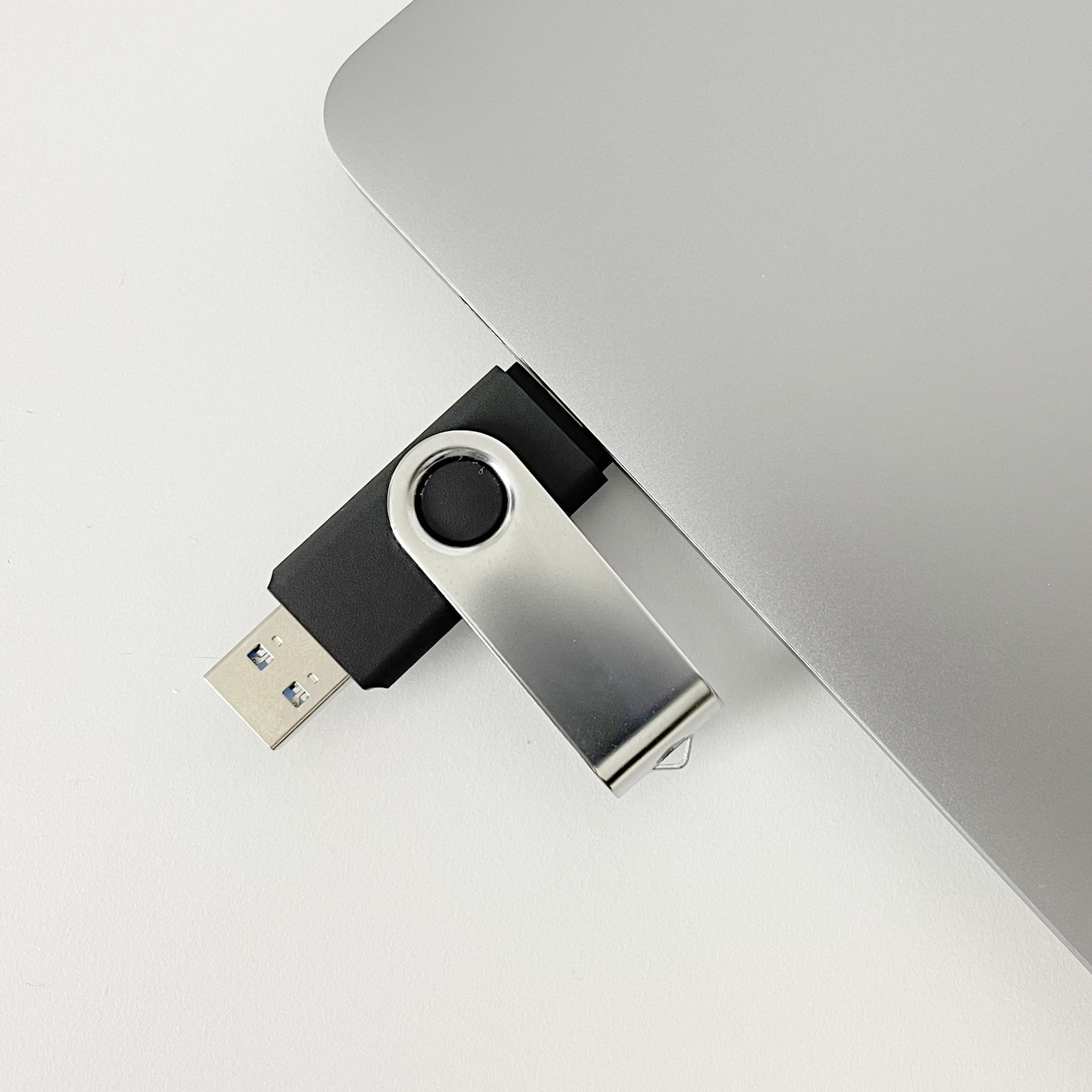 Dual Plug USB Stick Twister Black (USB-A und USB-C) – Bild 4